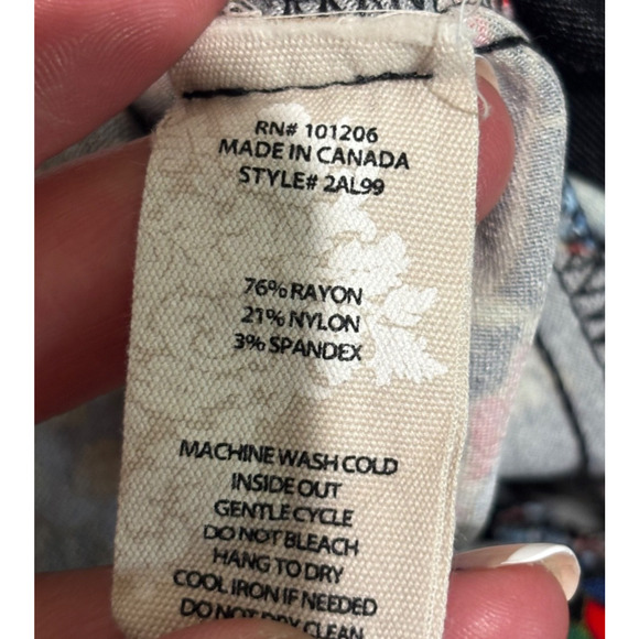 Soft Surroundings In Bloom Floral Slim Ankle Pants Women sz M Black Boho funky - Picture 8 of 11